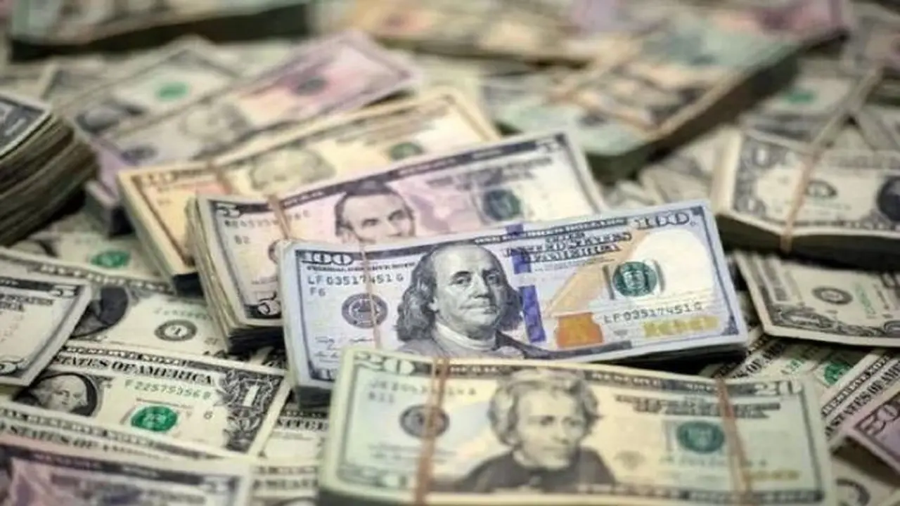 ارتفاع الدولار بعد قرار الاحتياطي الفيدرالي بشأن الفائدة